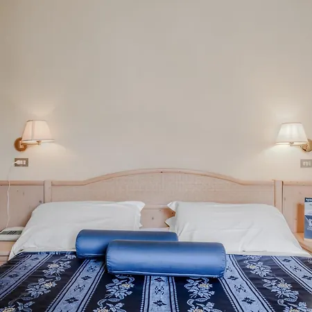 酒店 Hotiday Collection - Centro 阿拉西奥