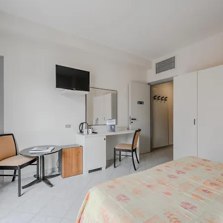 酒店 Hotiday Collection - Centro