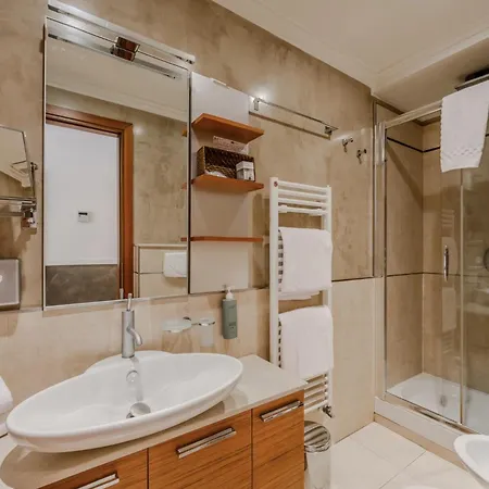 Hotiday Collection - Centro 3* 阿拉西奥