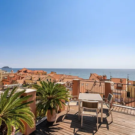 酒店 Hotiday Collection - Centro 3*