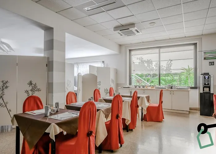 Hotel Hotiday Collection - Centro 3*