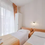 Hotel Hotiday Collection - Centro 3*