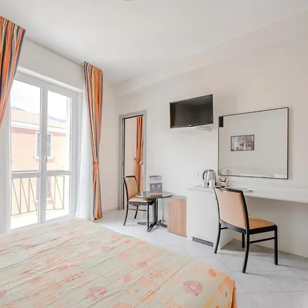 Hotel Hotiday Collection - Centro