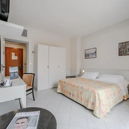 Hotiday Collection - Centro Ξενοδοχείο 3*