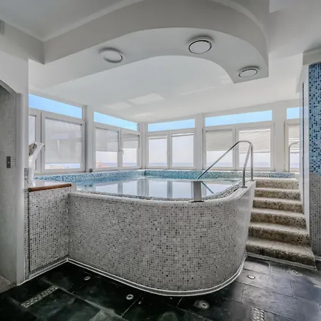 Hotiday Collection - Centro 3*